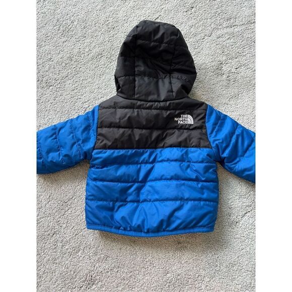 The North Face baby boy reversible mossbud jacket 0-3mon, $98 B32 - Picture 3 of 8
